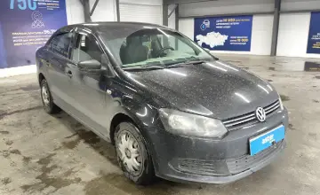 Volkswagen Polo 2015 года за 3 600 000 тг. в Астана фото 2