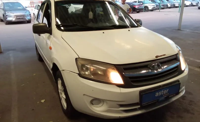 LADA (ВАЗ) Granta 2014 года за 2 600 000 тг. в Алматы фото 3