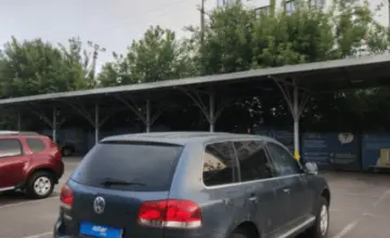 Volkswagen Touareg 2006 года за 4 800 000 тг. в Алматы фото 3