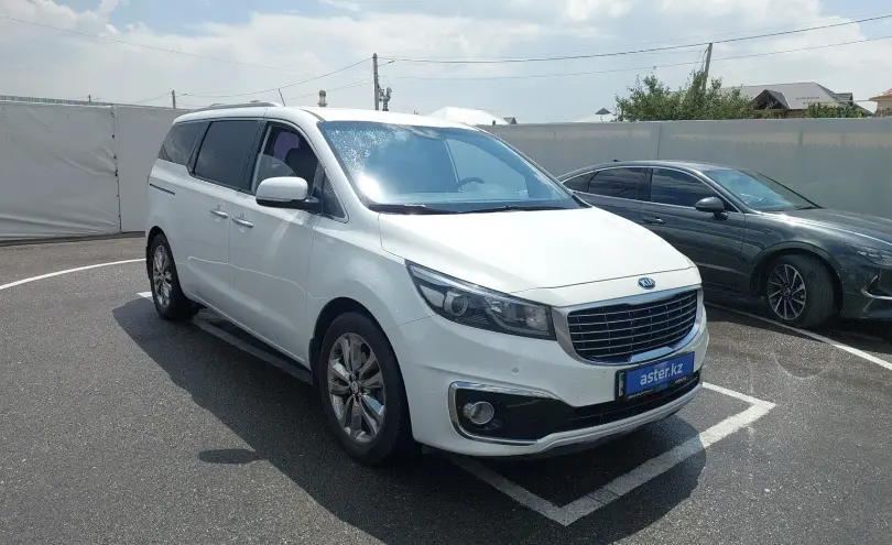Kia Carnival 2016 года за 11 000 000 тг. в Шымкент фото 2