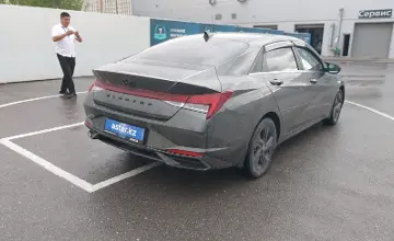 Hyundai Elantra 2021 года за 8 000 000 тг. в Шымкент фото 3