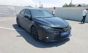 Toyota Camry 2019 года за 11 500 000 тг. в Шымкент фото 2