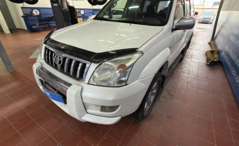 Toyota Land Cruiser Prado 2004 года за 8 000 000 тг. в Астана