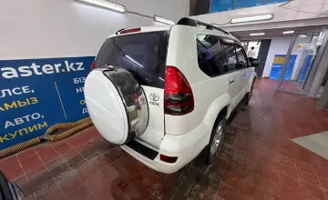 Toyota Land Cruiser Prado 2004 года за 8 000 000 тг. в Астана