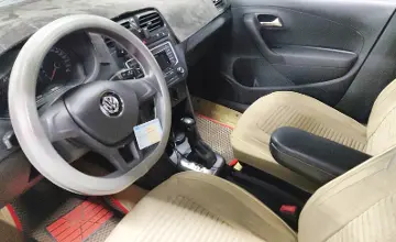 Volkswagen Polo 2019 года за 6 500 000 тг. в Астана фото 5