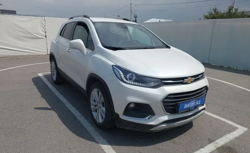 Chevrolet Trax 2019 года за 6 300 000 тг. в Шымкент фото 2