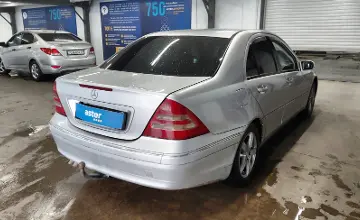 Mercedes-Benz C-Класс 2002 года за 2 600 000 тг. в Астана фото 3