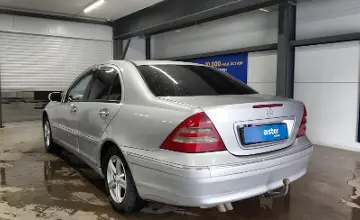 Mercedes-Benz C-Класс 2002 года за 2 600 000 тг. в Астана фото 4