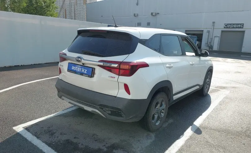Kia Seltos 2021 года за 8 000 000 тг. в Шымкент фото 3