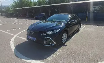 Toyota Camry 2023 года за 15 200 000 тг. в Алматы фото 1
