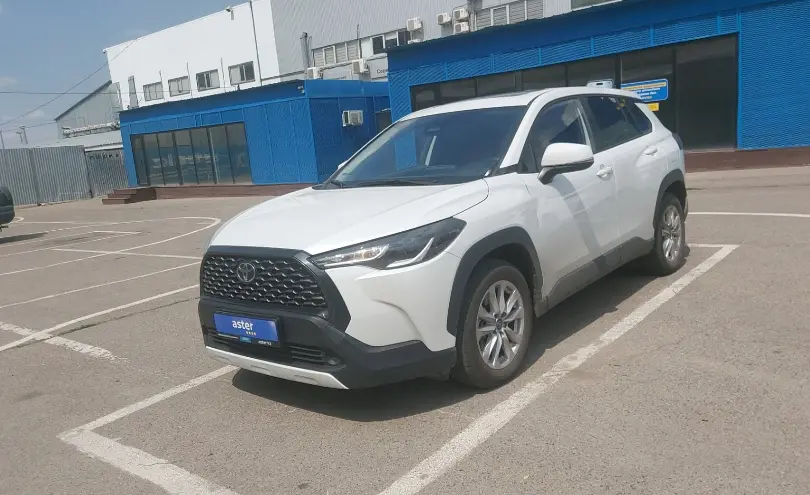 Toyota Corolla Cross 2024 года за 13 000 000 тг. в Алматы