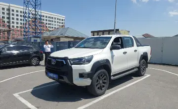 Toyota Hilux 2021 года за 25 000 000 тг. в Шымкент фото 1