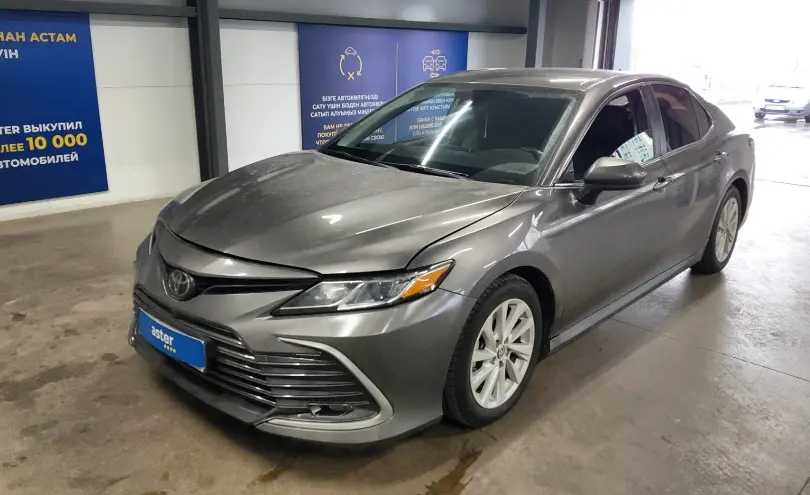 Toyota Camry 2021 года за 12 000 000 тг. в Астана