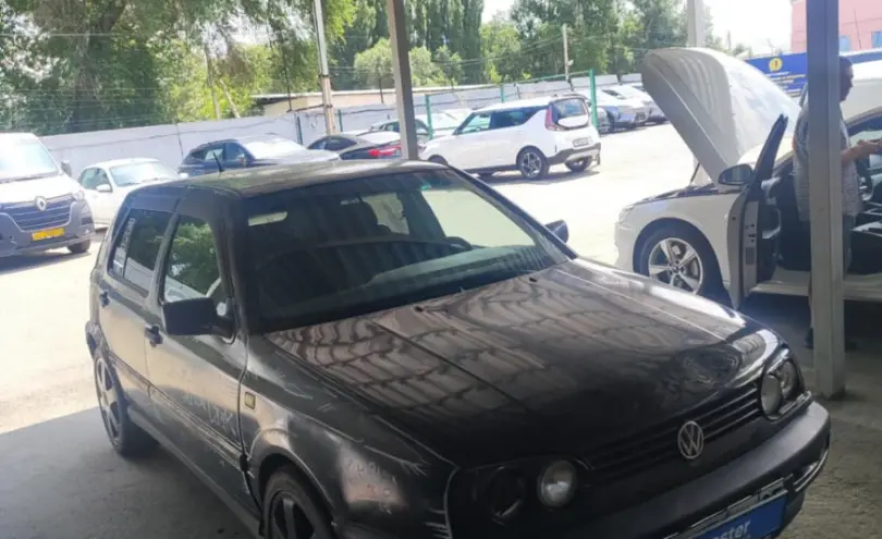 Volkswagen Golf 1995 года за 500 000 тг. в Алматы фото 3