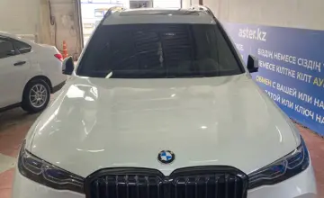 BMW X7 2022 года за 50 000 000 тг. в Астана фото 2