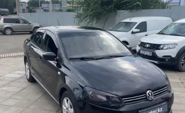 Volkswagen Polo 2015 года за 3 000 000 тг. в Уральск фото 3