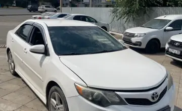 Toyota Camry 2013 года за 6 000 000 тг. в Уральск фото 3