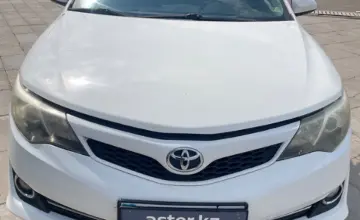 Toyota Camry 2013 года за 6 000 000 тг. в Уральск фото 2