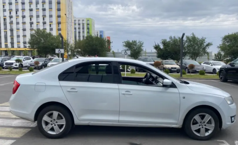Skoda Rapid 2014 года за 4 500 000 тг. в Шымкент фото 4