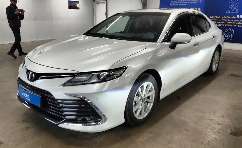 Toyota Camry 2022 года за 15 000 000 тг. в Астана