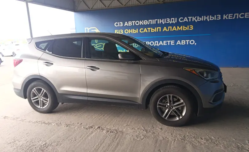 Hyundai Santa Fe 2017 года за 8 500 000 тг. в Алматы фото 4