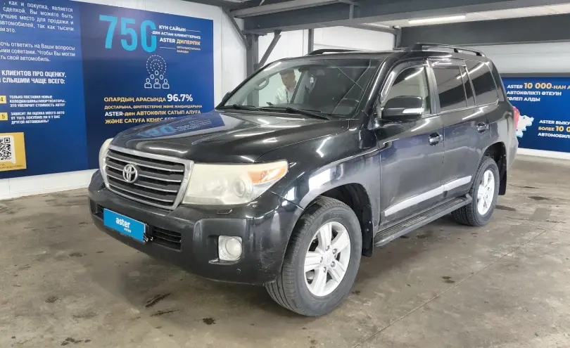 Toyota Land Cruiser 2013 года за 22 000 000 тг. в Астана