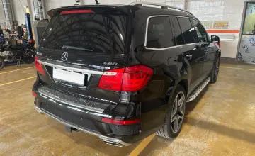 Mercedes-Benz GL-Класс 2012 года за 13 500 000 тг. в Караганда
