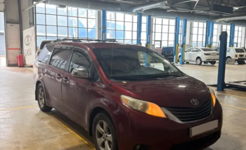 Toyota Sienna 2011 года за 11 000 000 тг. в Караганда фото 3