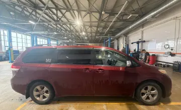 Toyota Sienna 2011 года за 11 000 000 тг. в Караганда фото 4