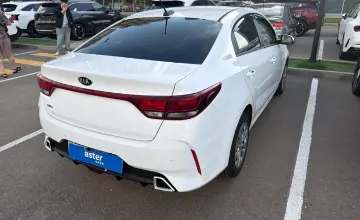 Kia Rio 2021 года за 7 000 000 тг. в Астана