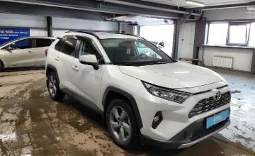 Toyota RAV4 2021 года за 15 000 000 тг. в Астана фото 2