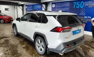 Toyota RAV4 2021 года за 15 000 000 тг. в Астана фото 4