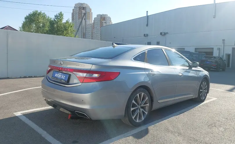 Hyundai Grandeur 2015 года за 9 000 000 тг. в Шымкент фото 3