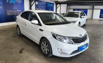 Kia Rio 2015 года за 5 000 000 тг. в Астана фото 2