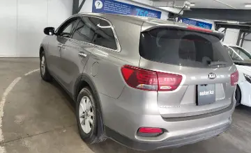 Kia Sorento 2018 года за 9 000 000 тг. в Астана фото 4