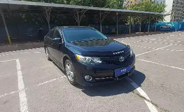 Toyota Camry 2014 года за 8 000 000 тг. в Алматы фото 2