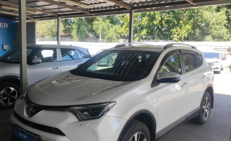 Toyota RAV4 2017 года за 11 000 000 тг. в Алматы