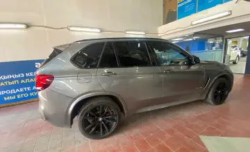 BMW X5 2018 года за 17 000 000 тг. в Астана фото 4