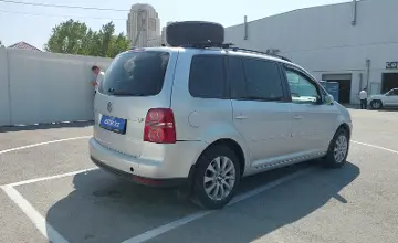 Volkswagen Touran 2008 года за 7 500 000 тг. в Шымкент фото 3