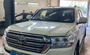 Toyota Land Cruiser 2019 года за 35 000 000 тг. в Астана фото 1