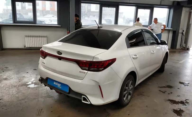 Kia Rio 2021 года за 7 500 000 тг. в Астана фото 3