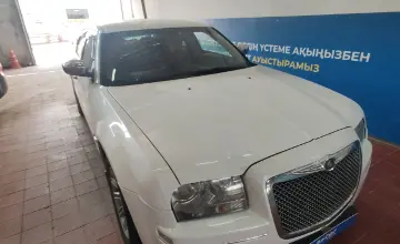 Chrysler 300C 2005 года за 5 000 000 тг. в Астана фото 3