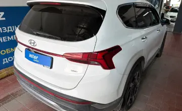 Hyundai Santa Fe 2023 года за 15 500 000 тг. в Астана