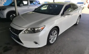 Lexus ES 2012 года за 9 900 000 тг. в Алматы фото 1