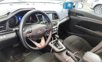 Hyundai Elantra 2019 года за 6 000 000 тг. в Астана фото 5