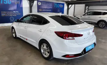 Hyundai Elantra 2019 года за 6 000 000 тг. в Астана фото 4