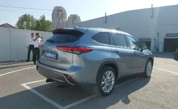 Toyota Highlander 2020 года за 20 000 000 тг. в Шымкент фото 3