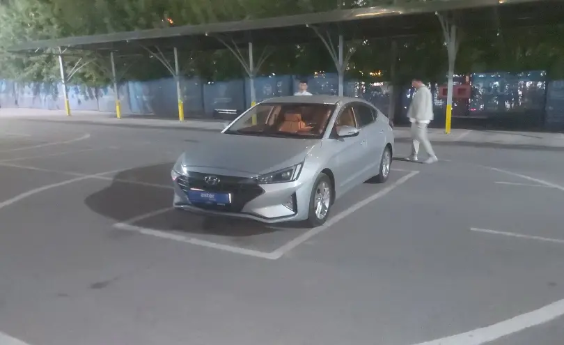 Hyundai Elantra 2020 года за 8 200 000 тг. в Алматы