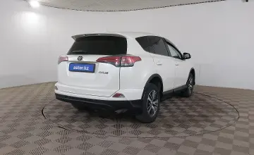Toyota RAV4 2016 года за 8 590 000 тг. в Шымкент