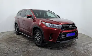 Toyota Highlander 2017 года за 10 990 000 тг. в Астана фото 3